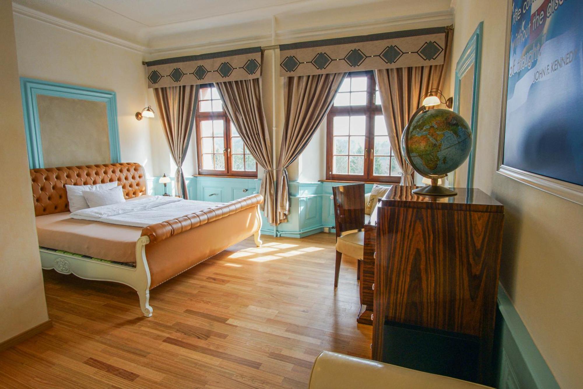 Hotel & Tagungszentrum Schloss Hohenfels Hohenfels  المظهر الخارجي الصورة